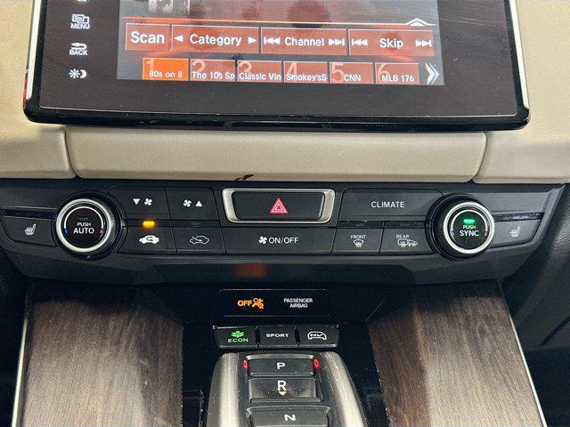 used 2018 Honda Clarity Plug-In Hybrid car, priced at $15,998