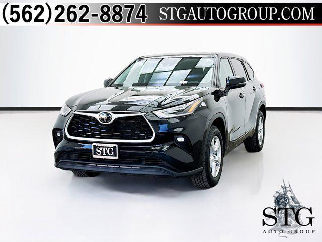 used 2021 Toyota Highlander car, priced at $25,325