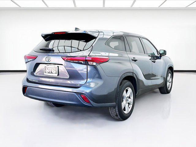 used 2022 Toyota Highlander car, priced at $28,182