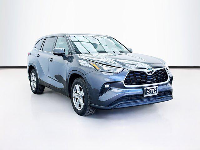 used 2022 Toyota Highlander car, priced at $27,988