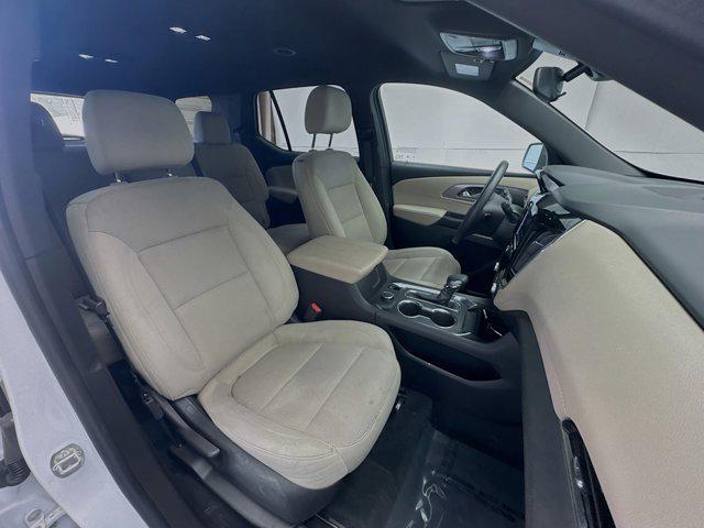 used 2023 Chevrolet Traverse car, priced at $25,739