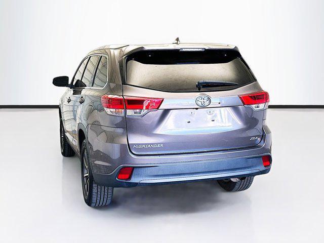 used 2019 Toyota Highlander car, priced at $26,850