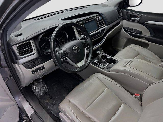 used 2019 Toyota Highlander car, priced at $26,450