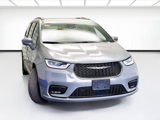 used 2021 Chrysler Pacifica Hybrid car, priced at $24,650