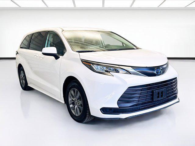 used 2023 Toyota Sienna car, priced at $39,998