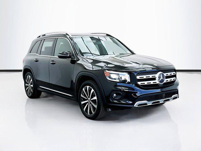 used 2021 Mercedes-Benz GLB 250 car, priced at $22,500