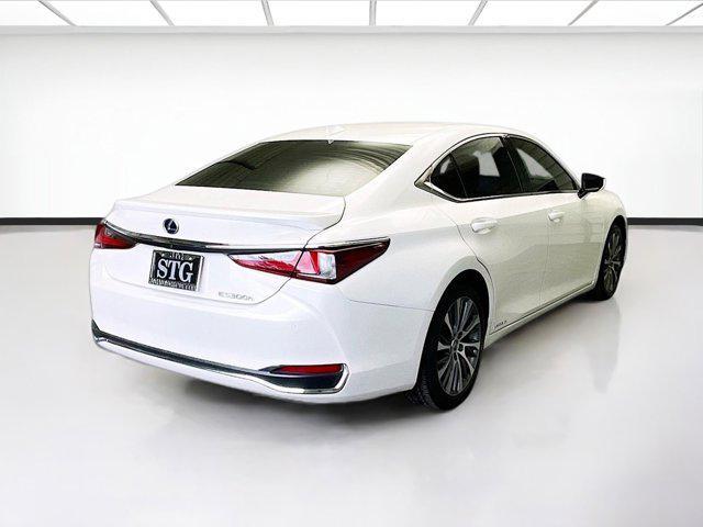 used 2021 Lexus ES 300h car, priced at $31,410