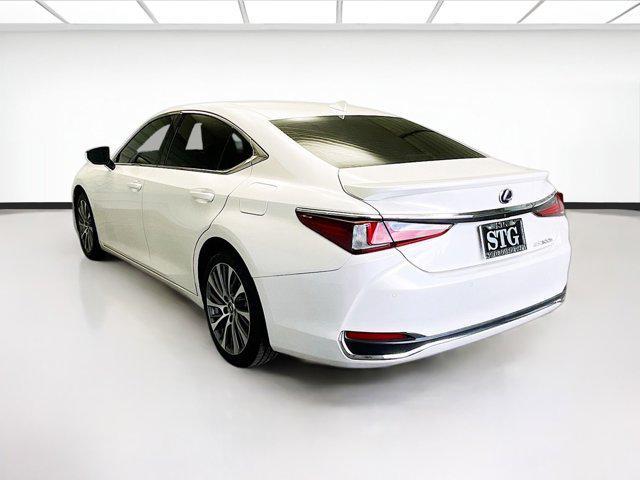 used 2021 Lexus ES 300h car, priced at $31,410