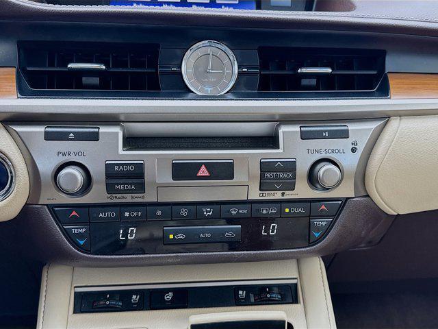 used 2016 Lexus ES 300h car, priced at $19,796