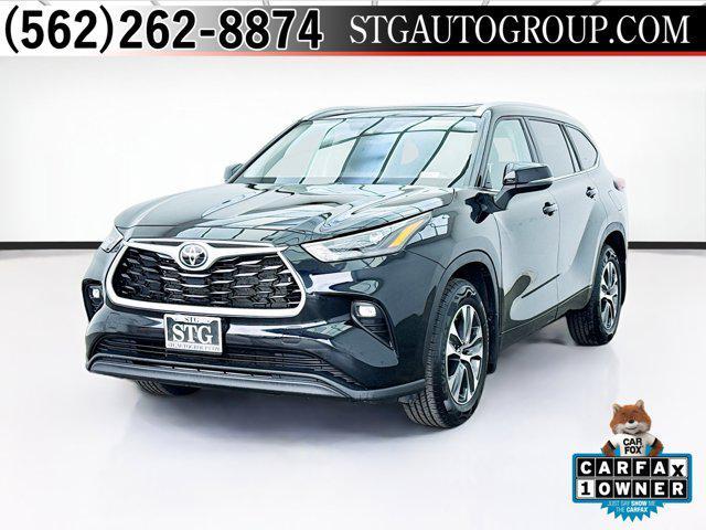 used 2023 Toyota Highlander car