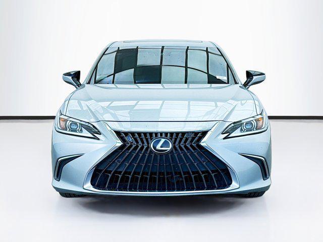 used 2022 Lexus ES 300h car, priced at $28,900