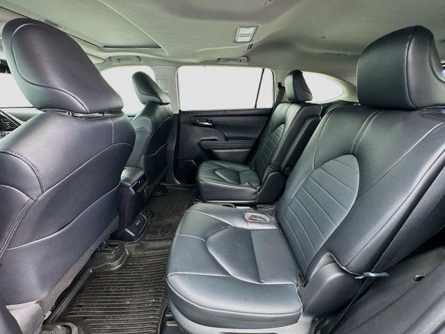 used 2023 Toyota Highlander car, priced at $33,488