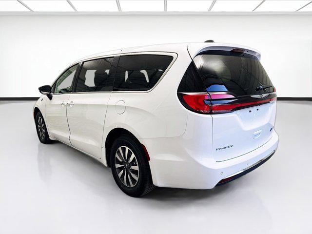 used 2024 Chrysler Pacifica Hybrid car, priced at $32,999