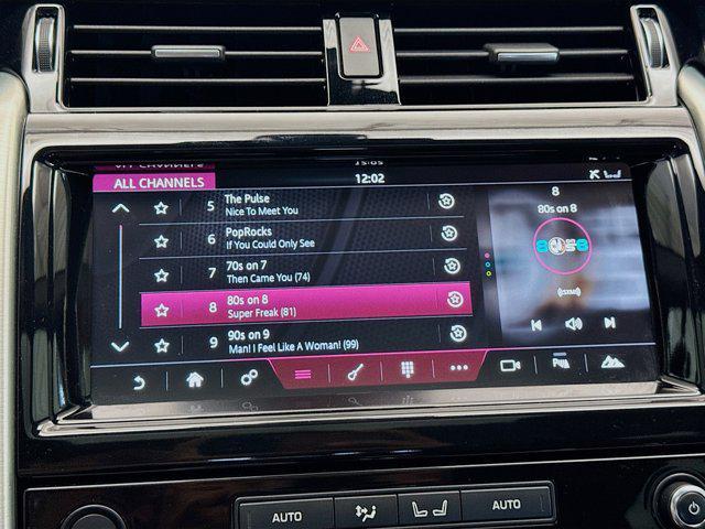 used 2018 Land Rover Discovery car, priced at $17,845