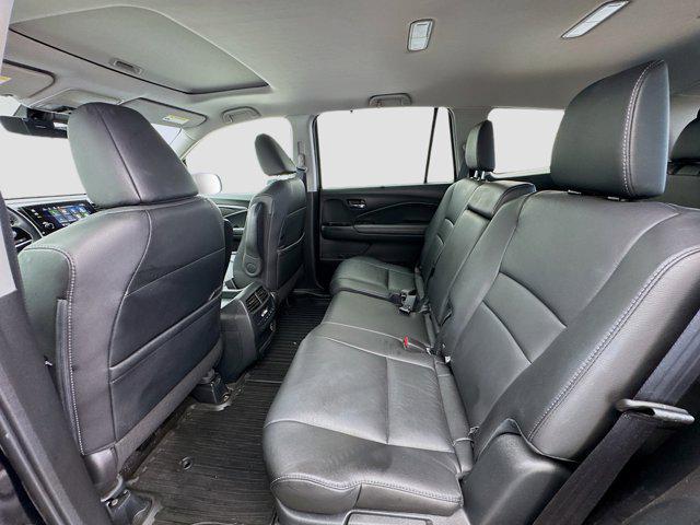 used 2022 Honda Pilot car, priced at $30,888