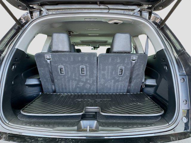 used 2022 Honda Pilot car, priced at $30,888