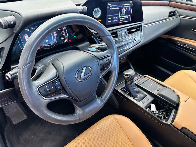 used 2022 Lexus ES 350 car, priced at $35,475