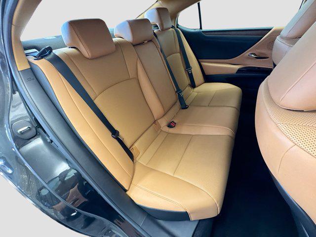 used 2022 Lexus ES 350 car, priced at $35,475