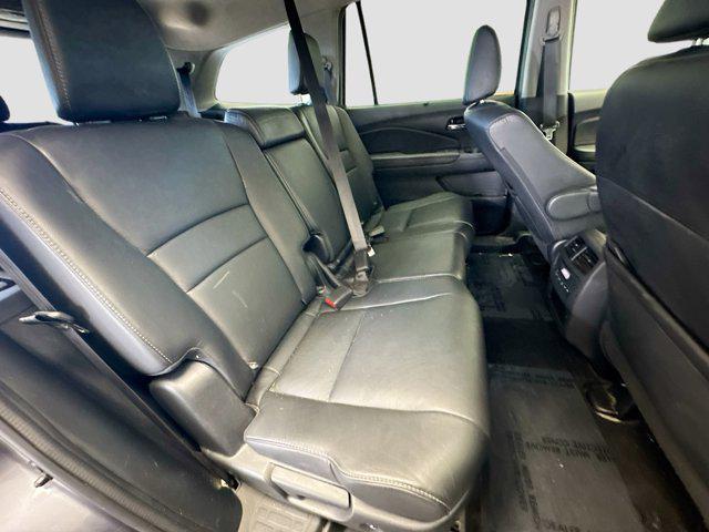 used 2022 Honda Pilot car, priced at $30,520