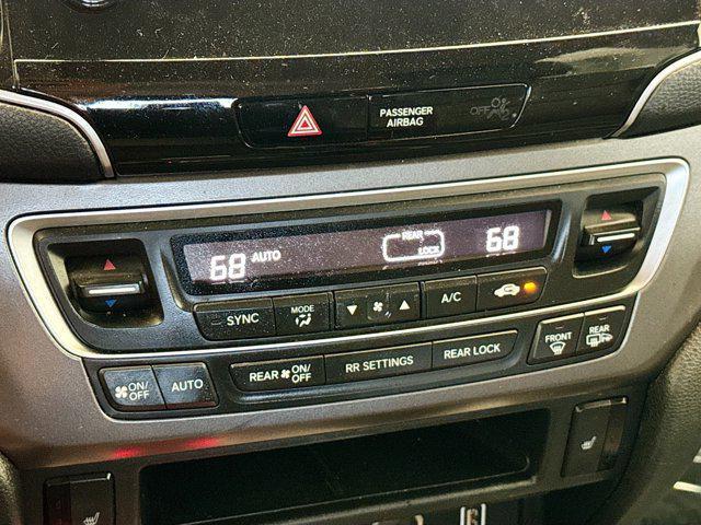 used 2022 Honda Pilot car, priced at $30,520