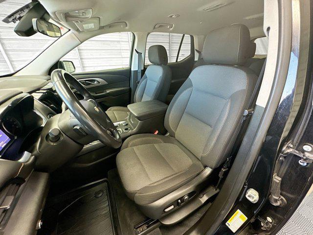 used 2021 Chevrolet Traverse car, priced at $21,200