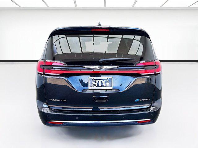 used 2022 Chrysler Pacifica Hybrid car, priced at $23,288