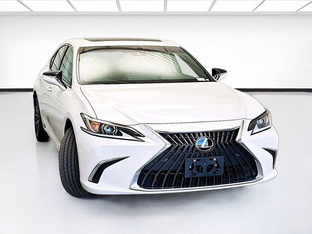 used 2024 Lexus ES 300h car, priced at $40,423