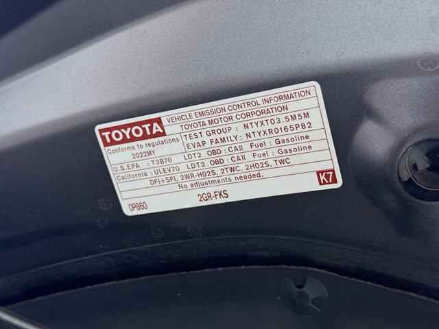 used 2022 Toyota Highlander car, priced at $28,995