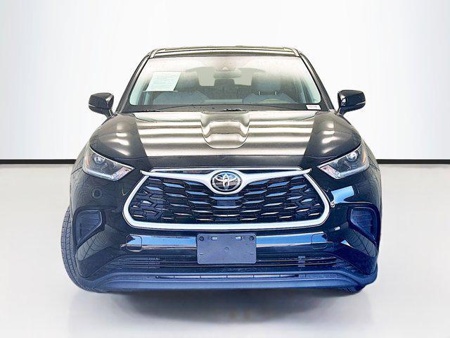 used 2021 Toyota Highlander car, priced at $26,826