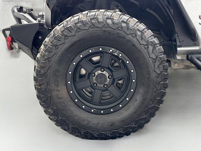 used 2018 Jeep Wrangler Unlimited car, priced at $31,999