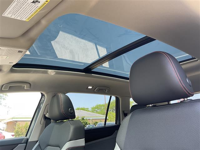 new 2025 Volkswagen Atlas car, priced at $48,978