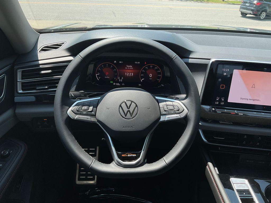 new 2025 Volkswagen Atlas car, priced at $48,978