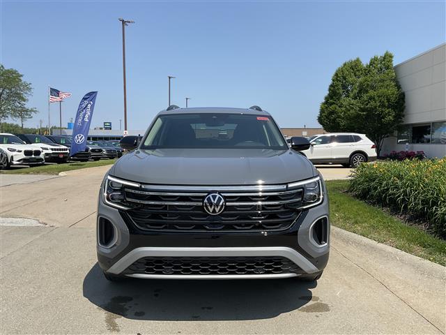 new 2025 Volkswagen Atlas car, priced at $48,978