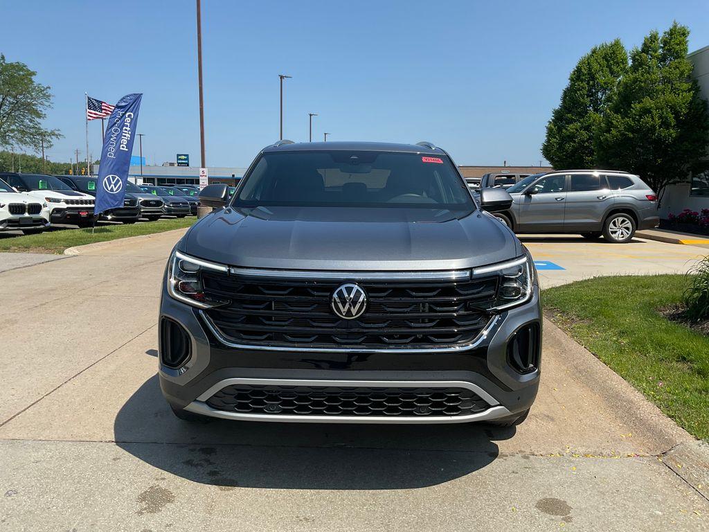 new 2025 Volkswagen Atlas Cross Sport car, priced at $46,032