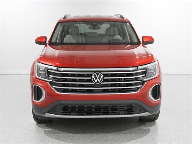 used 2024 Volkswagen Atlas car, priced at $30,595