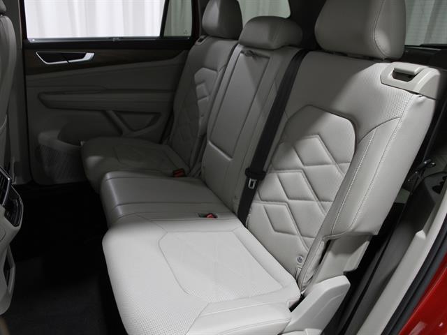 used 2024 Volkswagen Atlas car, priced at $30,595