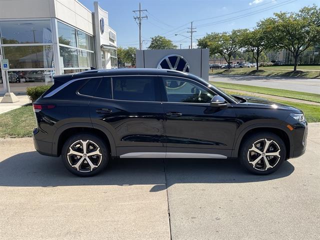 new 2025 Volkswagen Tiguan car, priced at $35,410