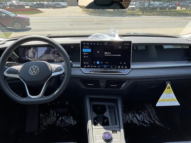 new 2025 Volkswagen Tiguan car, priced at $35,410