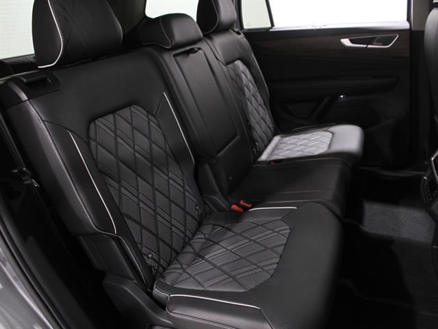 used 2025 Volkswagen Atlas car, priced at $46,990