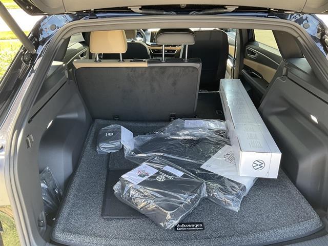 new 2026 Volkswagen Atlas Cross Sport car, priced at $40,193