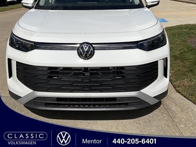 new 2025 Volkswagen Tiguan car, priced at $31,547