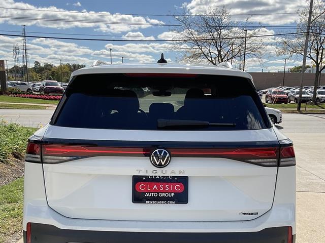 new 2025 Volkswagen Tiguan car, priced at $31,547