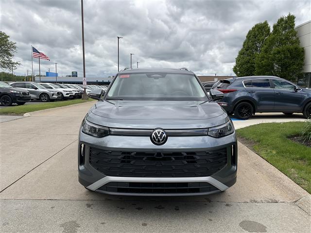 new 2025 Volkswagen Tiguan car, priced at $36,121