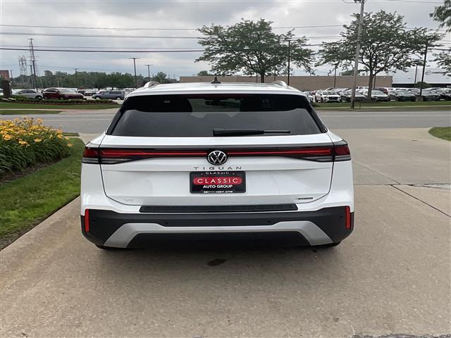new 2025 Volkswagen Tiguan car, priced at $36,589