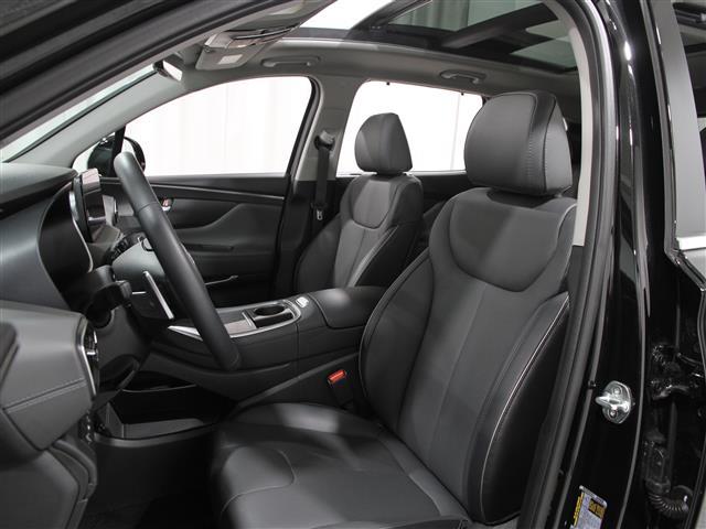used 2022 Hyundai Santa Fe car, priced at $24,999