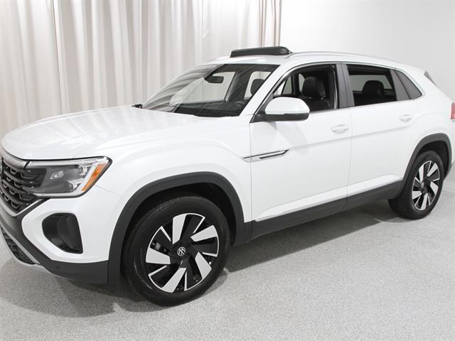 used 2025 Volkswagen Atlas Cross Sport car, priced at $41,000