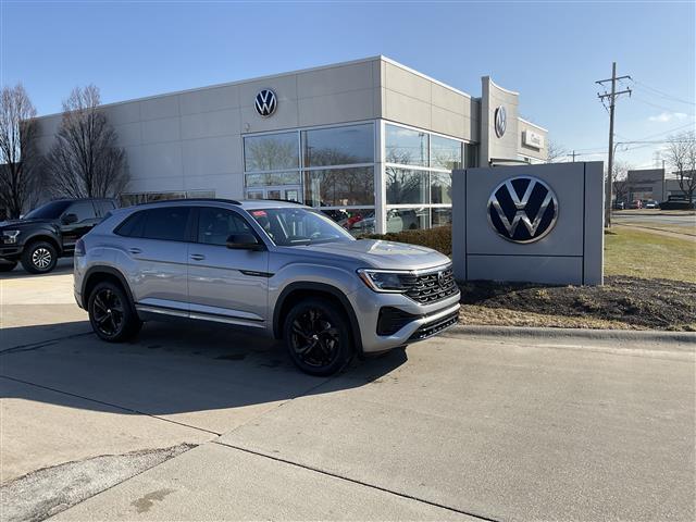 new 2025 Volkswagen Atlas Cross Sport car, priced at $50,536