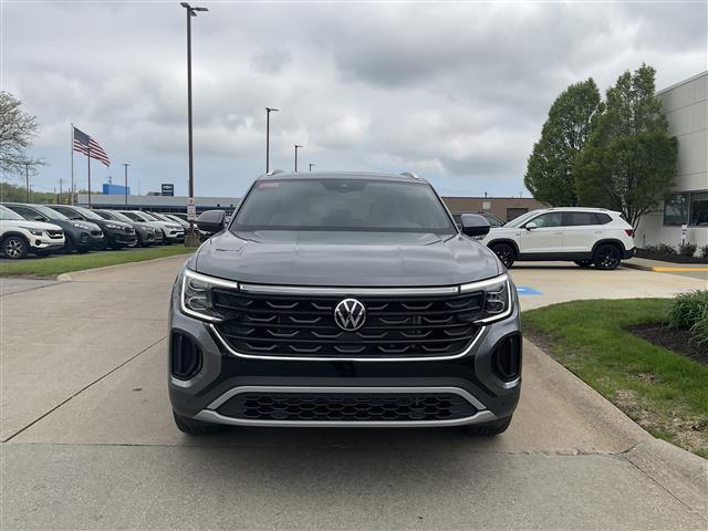 new 2025 Volkswagen Atlas Cross Sport car, priced at $45,776