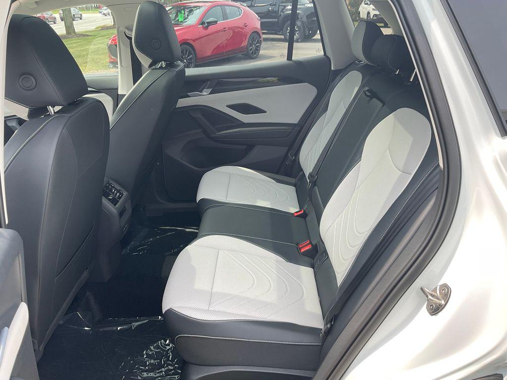 new 2025 Volkswagen Tiguan car, priced at $36,416