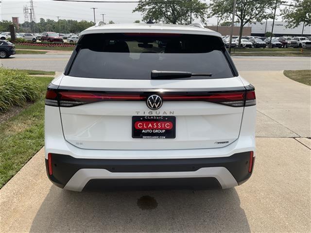 new 2025 Volkswagen Tiguan car, priced at $35,666